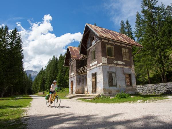 Dolomites cycling holiday in Italy
