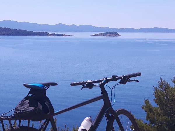 Croatia cycling holiday, Dalmatian wine roads