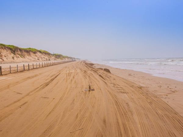 Japan Self Guided Cycling Holiday Noto Peninsula Helping