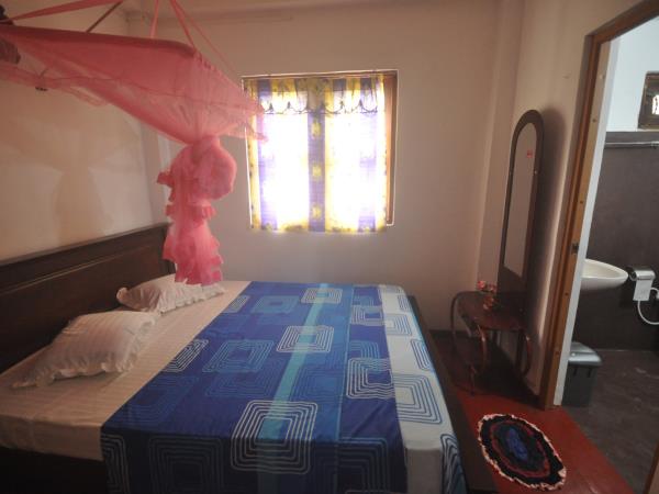 Sri Lanka active holiday, rainforest and beach