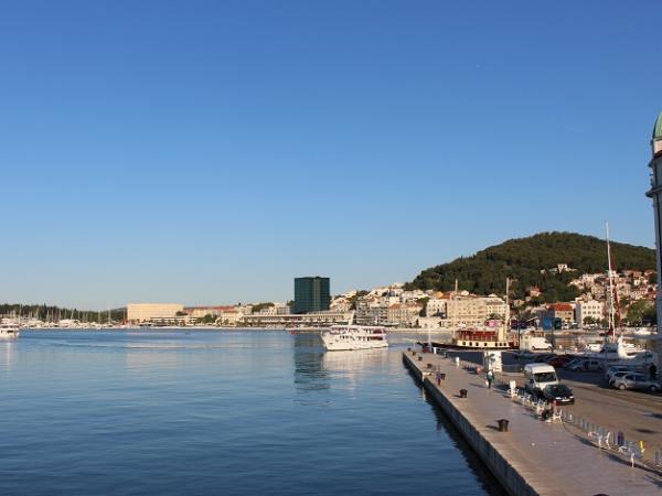Split to Dubrovnik premium cruise