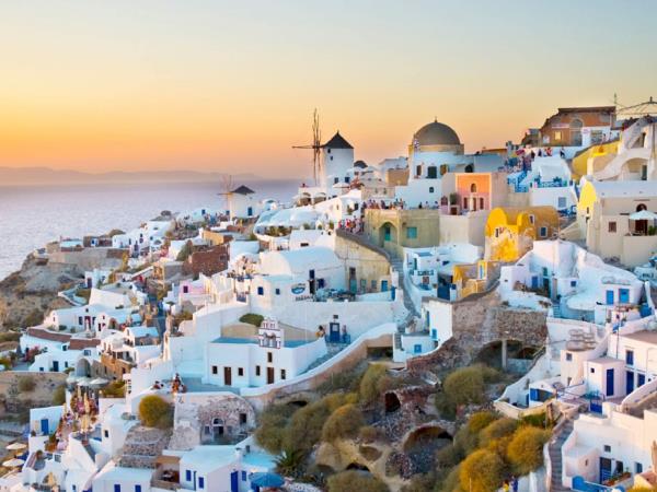 Greek Islands Walking holiday in West Crete & Santorini