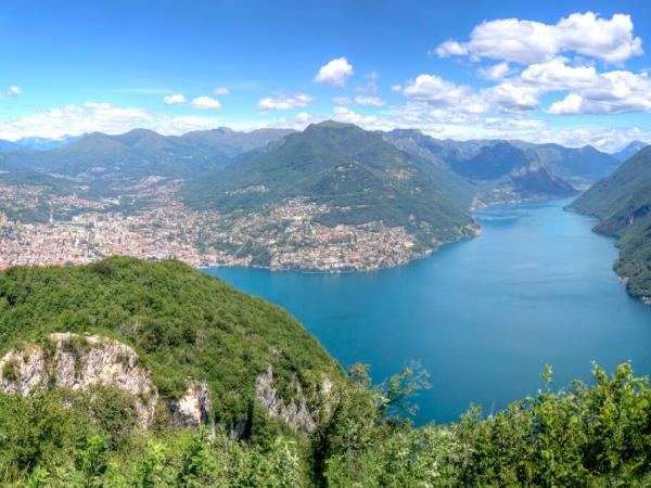 Italy walking & cultural holiday, Lake Como & Milan