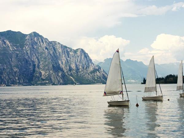 Italy walking & cultural holiday, Lake Como & Milan