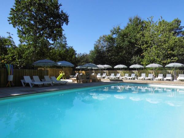 Dordogne rural self catering chalets, France
