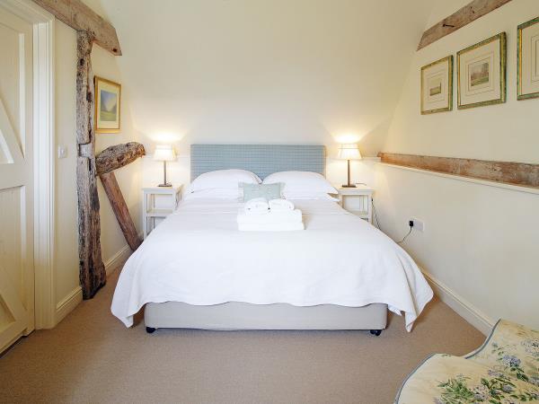 South Downs cottages, sleeps 6, England