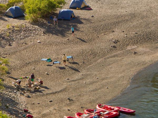 Snake River rafting holiday in Hells Canyon, North America