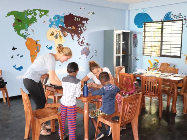 Family volunteering in Sri Lanka (offline)