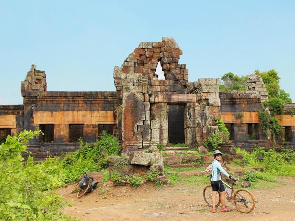 Cycling holiday from Siem Reap to Saigon