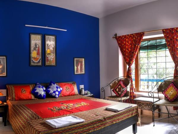 India 23 day luxury tour