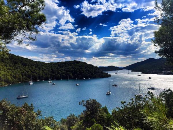 Greece sailing holiday, Saronic coast