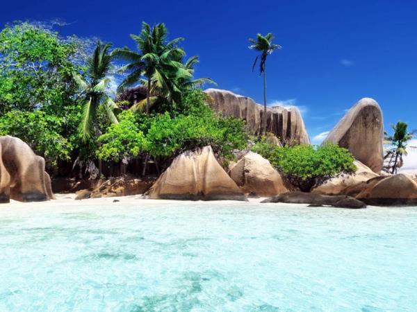 Seychelles sailing adventure holiday