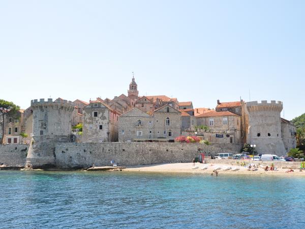 Dubrovnik to Hvar sailing holiday