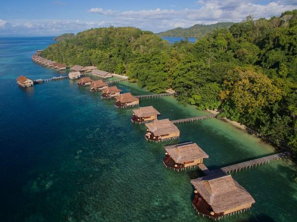Raja Ampat diving holiday, plus Java tour, Indonesia