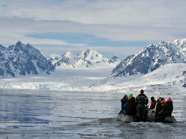 Spitsbergen to Franz Josefland cruise