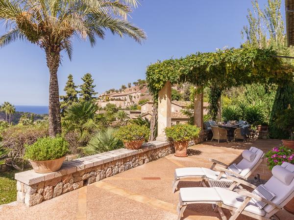 Luxury villa in Mallorca, sleeps 8
