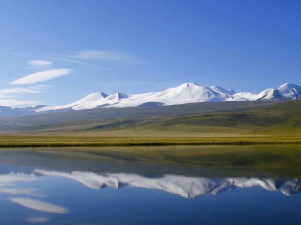 Mongolia eagle hunting festival holiday