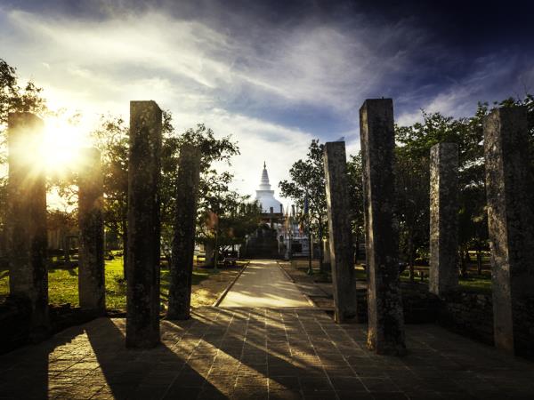 Luxury honeymoon in Sri Lanka