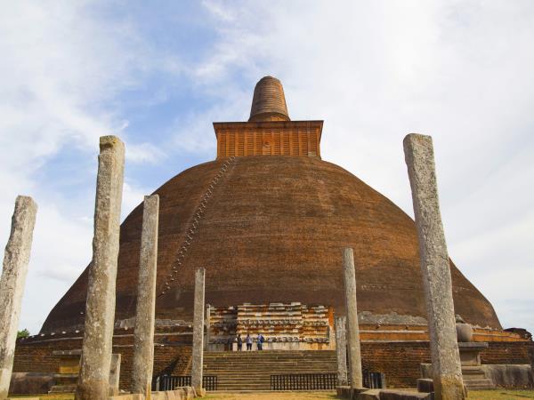 Sri Lanka holiday, culture & relaxation