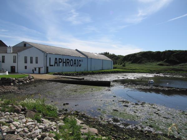 Whisky and wildlife sailing holiday in Scotland