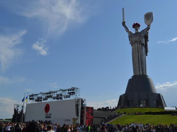 Ukraine tour, echoes of the Cold War