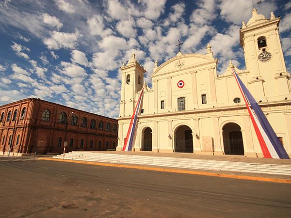 Paraguay Missiones and Iguazu tour