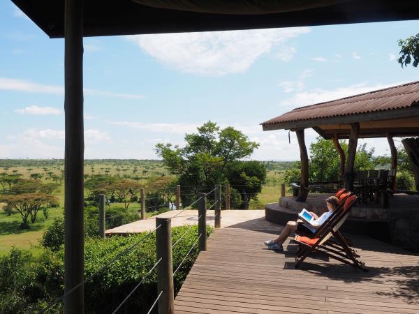 Wildebeest migration safari in Kenya