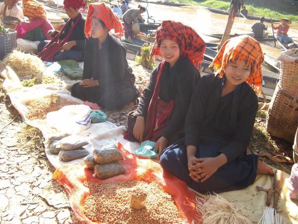 Myanmar to Laos tour