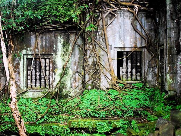 Cambodia holidays, Phnom Penh & Angkor