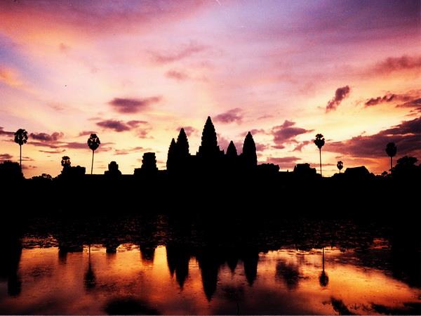Cambodia holidays, Phnom Penh & Angkor