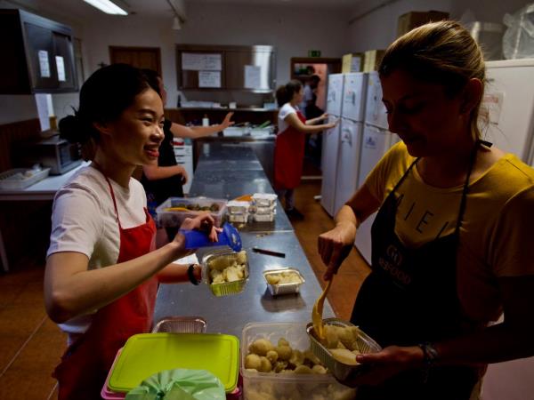 Volunteering in Portugal, fight food waste