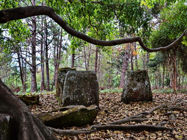 Laos holiday, Luang Prabang and the Plain of Jars