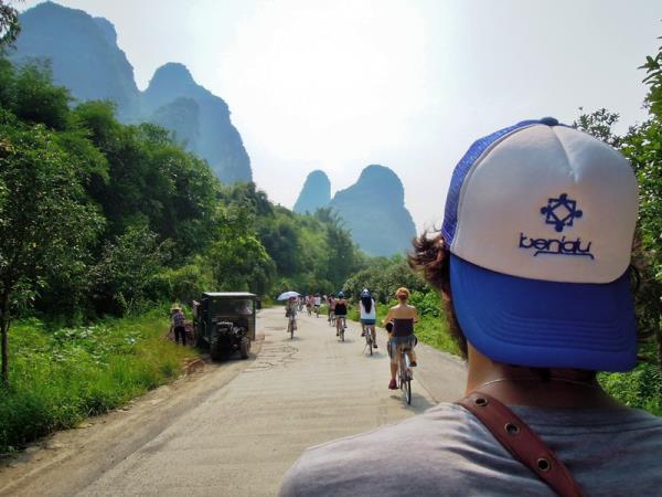 China backpacking tours