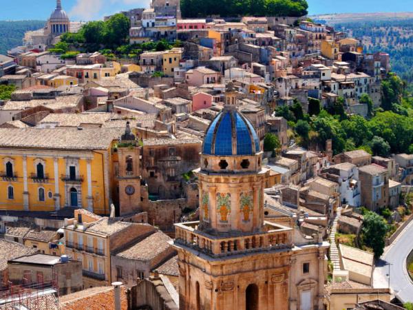 Sailing holiday from Malta to Sicily, and back