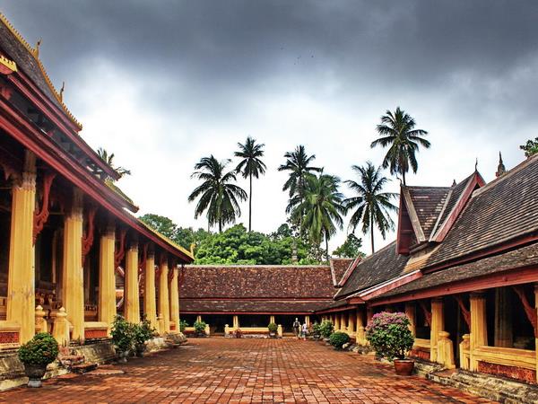 Photography tour in Laos