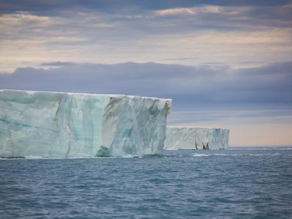 Arctic Circle sailing expedition, Spitsbergen
