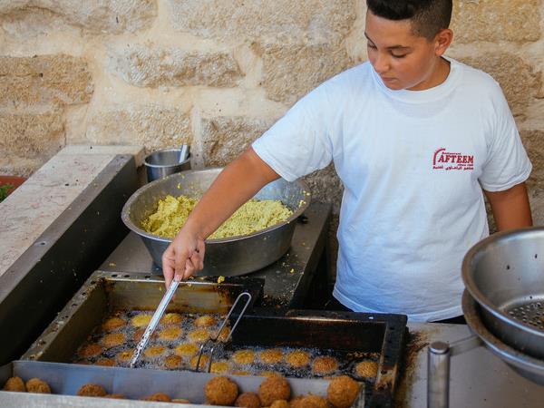 Under 30s Israel & Palestine holiday