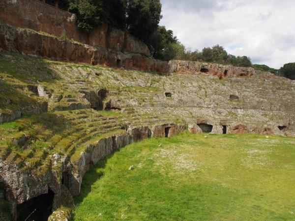 Francigena Way walking holiday in Italy