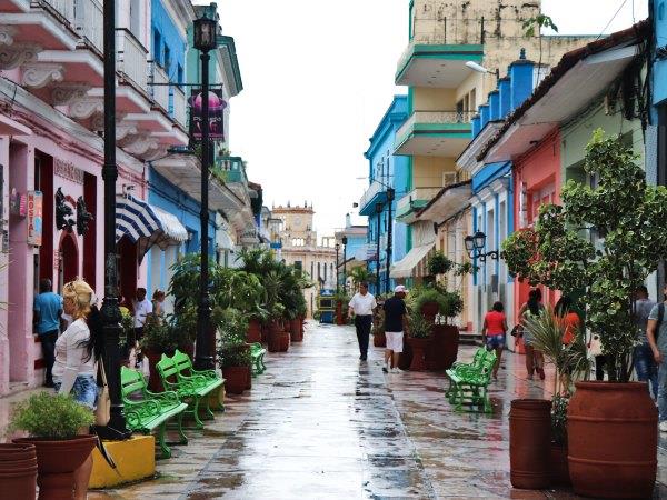 Cuba on a budget tour