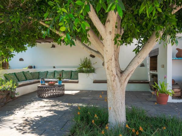 Family villa in Lanzarote, Canary Islands
