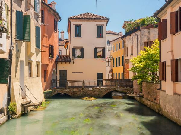 Cycling holiday in the Prosecco Hills, Italy