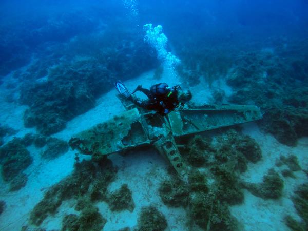 Learn scuba diving in Greece