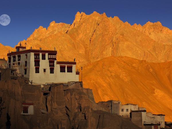 Himalayan cultural tour, India