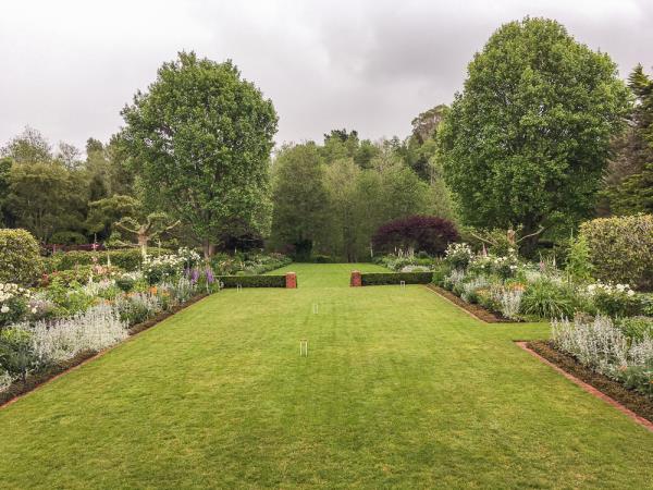 New Zealand North Island gardens tour