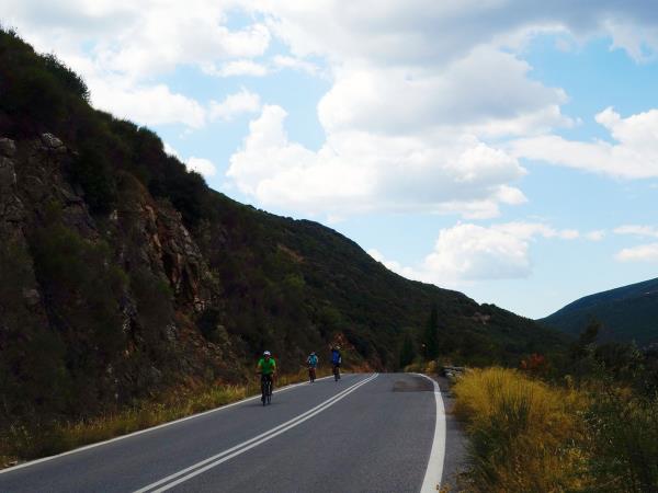Cycling holiday in Greece, Peloponnese and Delphi