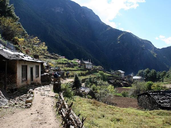 Gokyo Lake trekking holiday in Nepal