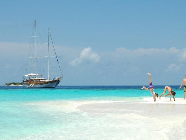 Maldives gulet cruise holiday