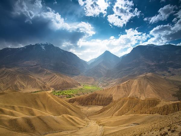 Upper Mustang trekking holiday in Nepal