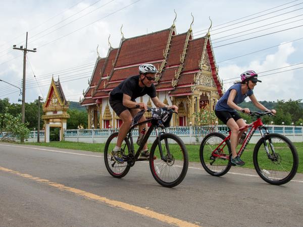 Hanoi to Halong Bay cycling holiday, Vietnam