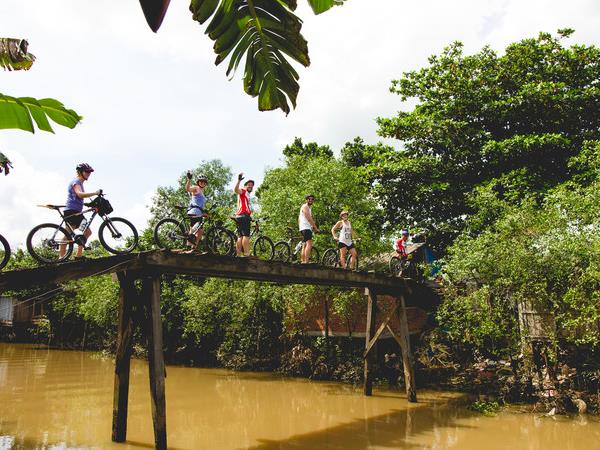 Hanoi to Halong Bay cycling holiday, Vietnam